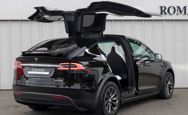 Tesla Model X Performance Ludicrous 8