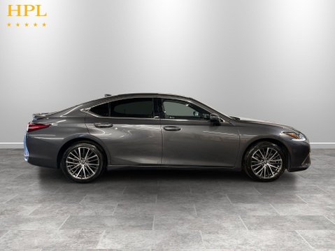 Lexus Es 2.5 300h Saloon 4dr Petrol Hybrid E-CVT Euro 6 (s/s) (218 ps) 8