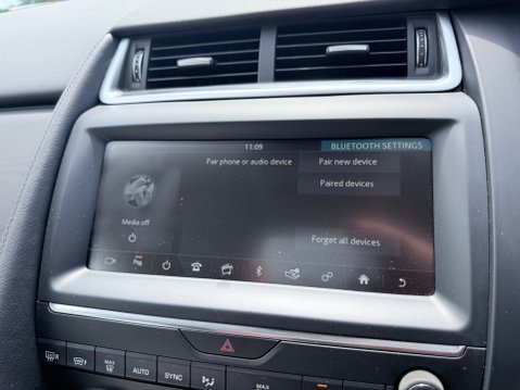 Jaguar E-Pace 2.0 CORE 14