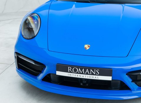 Porsche 911 Carrera (992) 22