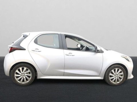 Toyota Yaris ICON FHEV 4