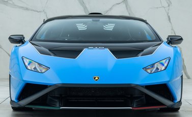 Lamborghini Huracan STO 7