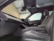 Land Rover Range Rover Velar 3.0 Range Rover Velar R-Dynamic HSE D300 Auto 4WD 5dr 53