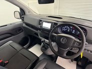 Vauxhall Vivaro 1.5 Vivaro 2900 Sportive S/S 28