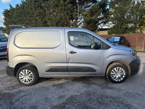 Peugeot Partner BLUEHDI PROFESSIONAL L1 6