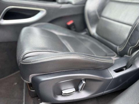 Jaguar F-Pace 2.0 F-Pace R-Sport AWD D Auto 4WD 5dr 60