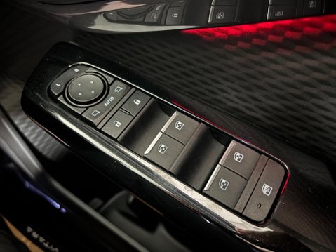 Suzuki e Vitara 61kWh Motion Auto 5dr 50