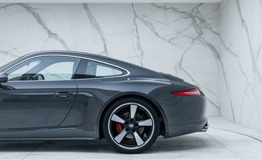 Porsche 911 50th Anniversary Edition 38