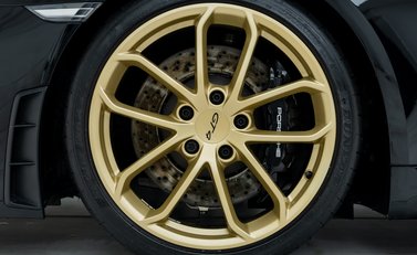 Porsche Cayman GT4 (718) 22