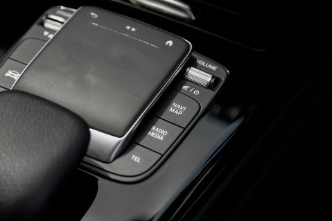 Mercedes-Benz A Class A 180 AMG LINE 34