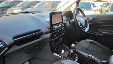 Ford Ecosport ST-LINE 13