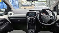 Toyota Aygo 1.0 VVT-i x-play Hatchback 5dr Petrol x-shift Euro 6 (Safety Sense) (71 ps) 10