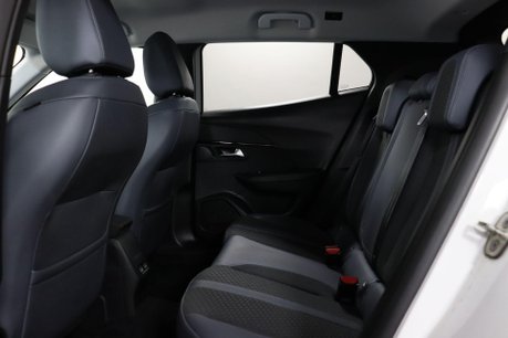 Peugeot 2008 PURETECH S/S ALLURE PREMIUM 42