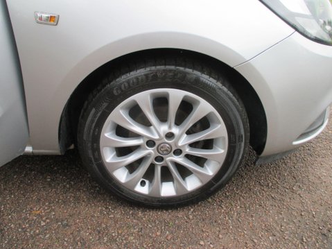 Vauxhall Corsa 1.4i ecoTEC SE Nav Euro 6 5dr 48