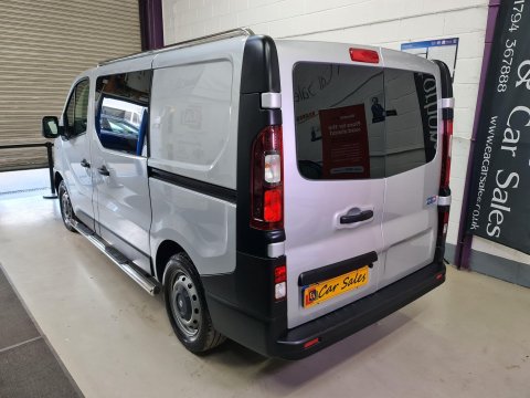Vauxhall Vivaro Part Camper Conversion 6