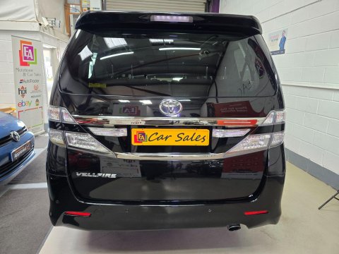 Toyota Vellfire 8