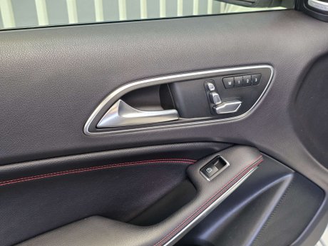 Mercedes-Benz A Class 2.0 A45 AMG (Premium) Hatchback 5dr Petrol SpdS DCT 4MATIC Euro 6 (s/s) (38 26
