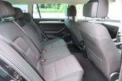Volkswagen Passat 2.0 TDI SE Business Estate 5dr Diesel Manual Euro 6 (s/s) (150 ps) 9