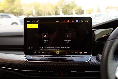 Volkswagen Golf BLACK EDITION TSI 20