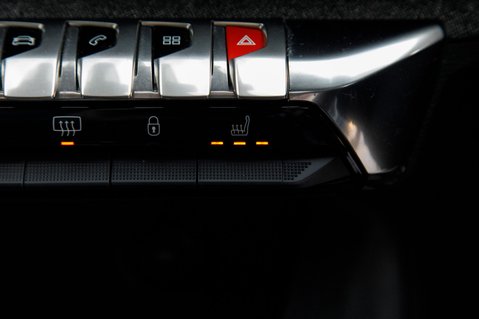 Peugeot 3008 PURETECH S/S GT LINE PREMIUM 36