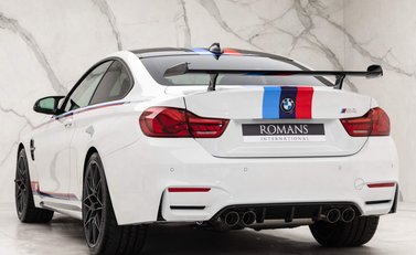 BMW M4 DTM Champion Edition 4