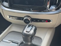 Volvo V60 2.0 D4 Inscription Pro Estate 5dr Diesel Auto Euro 6 (s/s) (190 ps) 25