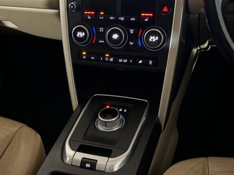 Land Rover Discovery Sport SD4 HSE 15