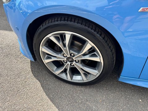 Ford Focus ST-LINE TDCI 26