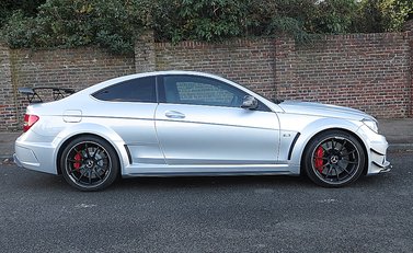Mercedes-Benz C Class C63 AMG Black Series 3