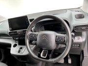 Citroen Berlingo 50kWh Flair XTR M MPV 5dr Electric Auto (7.4kW Charger) (136 ps) Air Con - 13