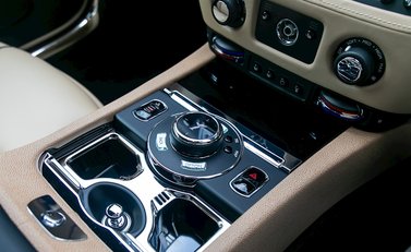 Rolls-Royce Wraith 18