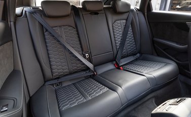 Audi RS4 Avant Vorsprung 15