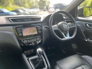 Nissan Qashqai 1.3 Qashqai N-Motion DiG-T 5dr 16