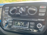 Volkswagen Up 1.0 Move Up 5dr 22