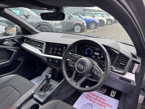 Audi A1 S LINE 35 TFSI S-A 23