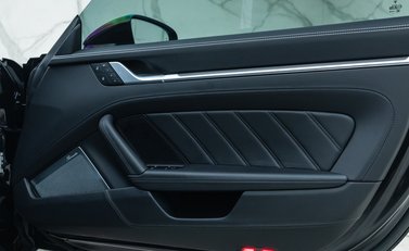 Porsche 911 Turbo S (992) 28