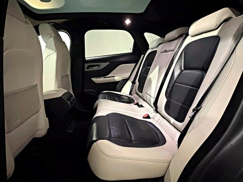 Jaguar F-Pace S 3.0 V6 D300 AWD AUTOMATIC 23