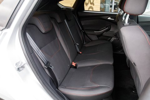 Ford Focus ST-LINE 33