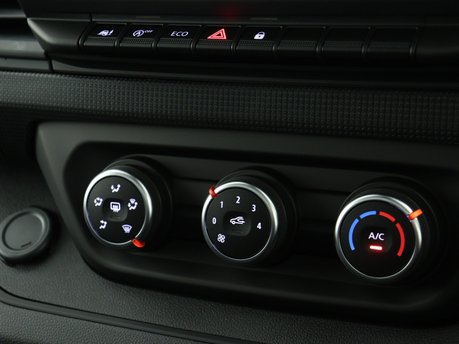 Nissan Primastar PRIMASTAR 30 L2H1 110 ACENTA 18