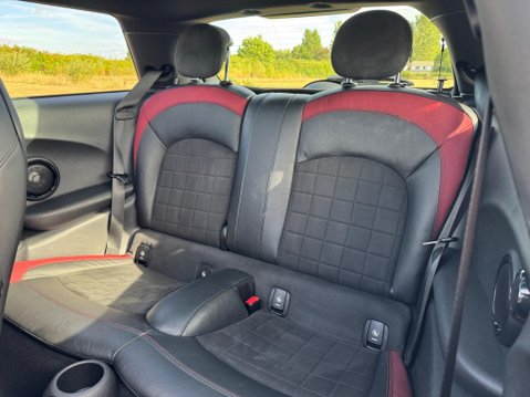 Mini Hatch 2.0 John Cooper Works Euro 6 (s/s) 3dr 49