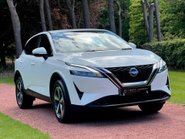 Nissan Qashqai DIG-T N-CONNECTA MHEV 13