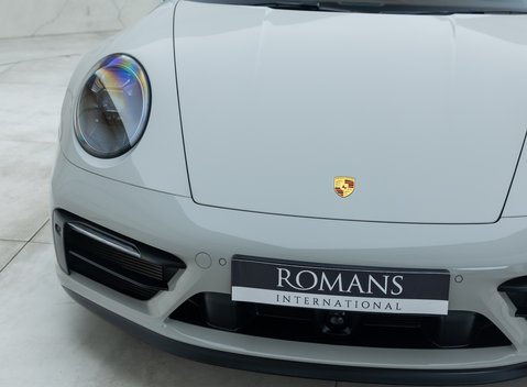 Porsche 911 Targa 4 GTS (992) 26