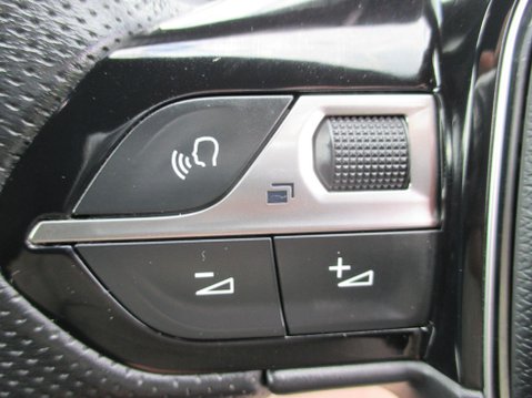 Peugeot 3008 1.2 PureTech GT Line Euro 6 (s/s) 5dr 31