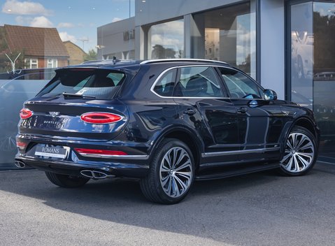 Bentley Bentayga V8 First Edition 4