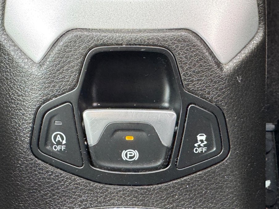 2018 Jeep Renegade — image 29
