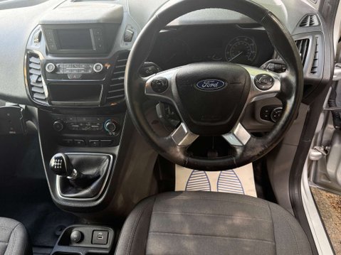 Ford Transit Connect 1.5 Transit Connect 200 Limited TDCi 6