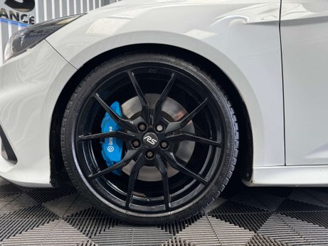 Ford Focus 2.3T EcoBoost RS Hatchback 5dr Petrol Manual AWD Euro 6 (s/s) (350 ps) 9