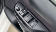 Toyota Yaris 1.5 VVT-h Design Hatchback 5dr Petrol Hybrid E-CVT Euro 6 (s/s) (116 ps) 28
