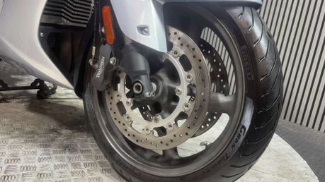 Triumph Trophy 1200 SE 2014 32K FULL LUGGAGE LONG MOT WARRANTY 1200CC 18