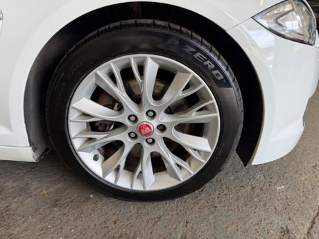 Jaguar XF 2.2d R-Sport Auto Euro 5 (s/s) 4dr 24
